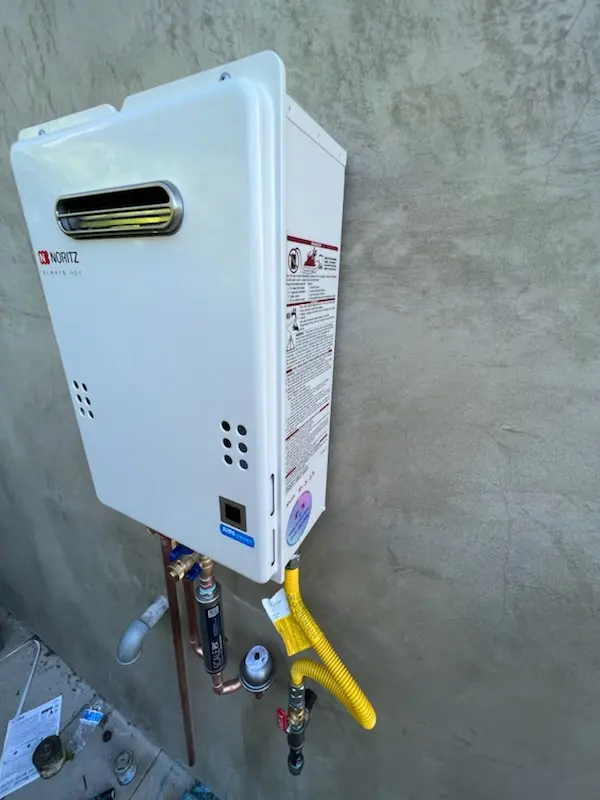Tankless water heater installation for East Fallowfield homes